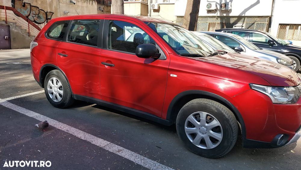 Mitsubishi Outlander 2.2 DI-D M/T AS&G Invite+ S16 - 4