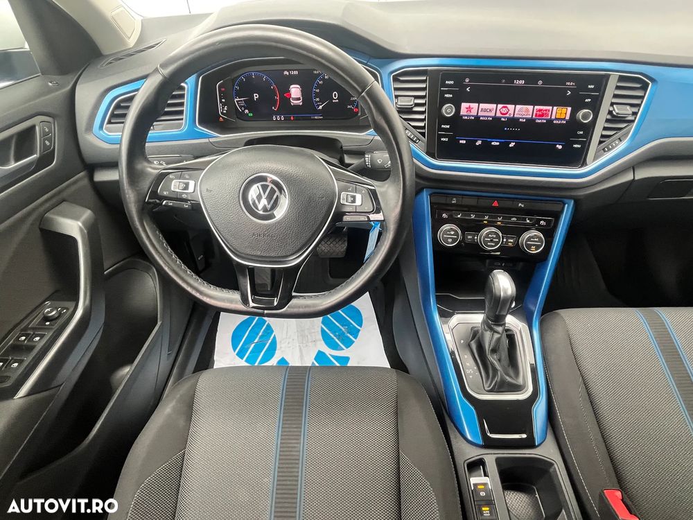 Volkswagen T-Roc - 10