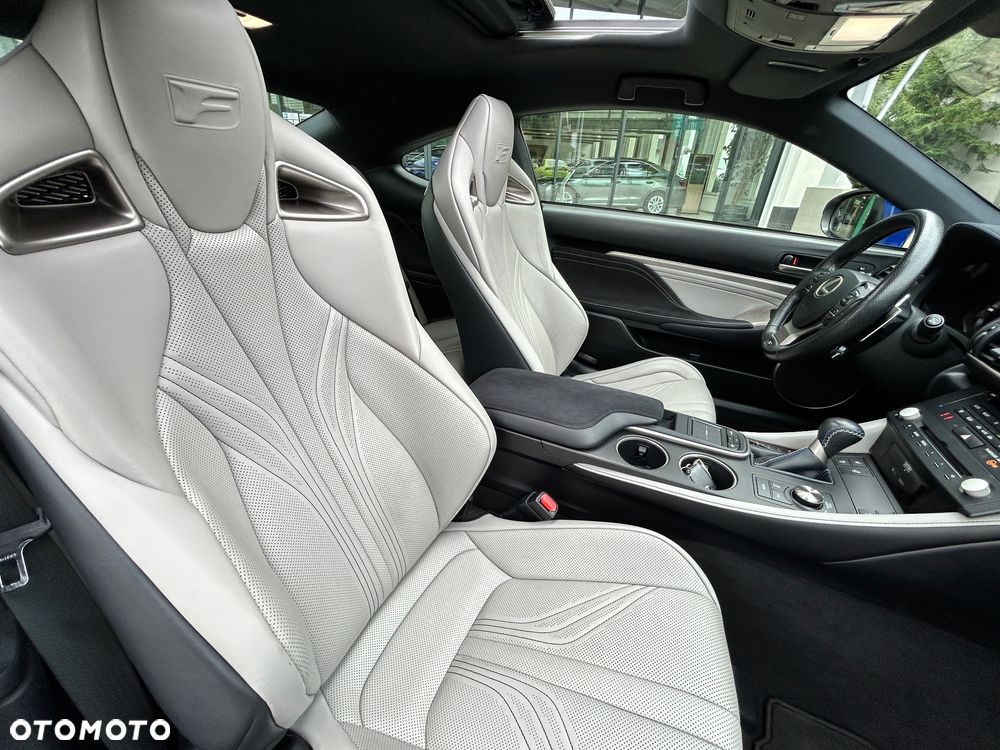 Lexus RC F Prestige - 20