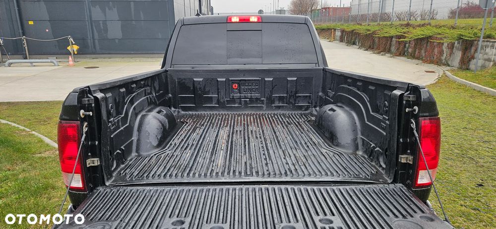 Dodge RAM - 33