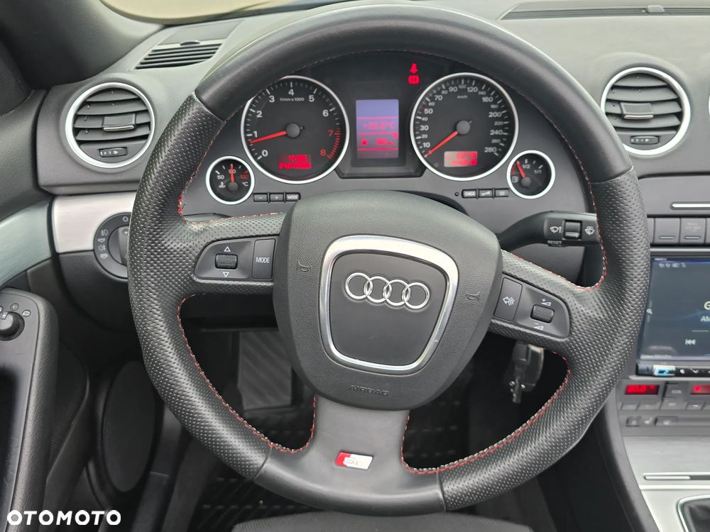 Audi A4 Cabrio - 22