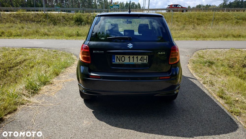 Suzuki SX4 - 6