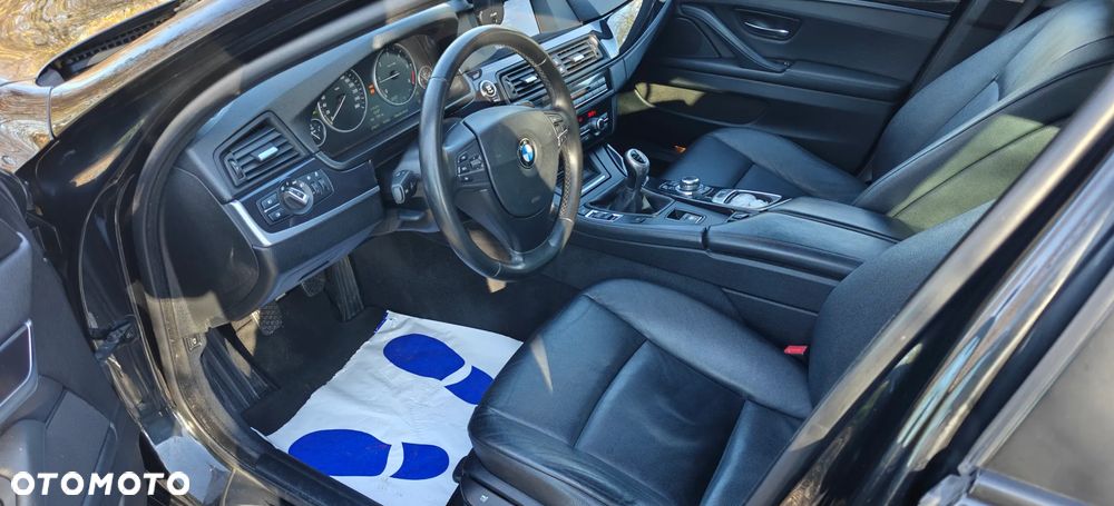 BMW Seria 5 520d - 20