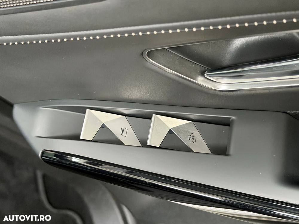 DS Automobiles DS 7 Crossback - 24