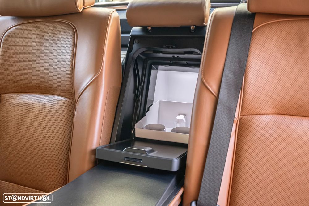 BMW 750 Li xDrive Pack M — fotografia 50