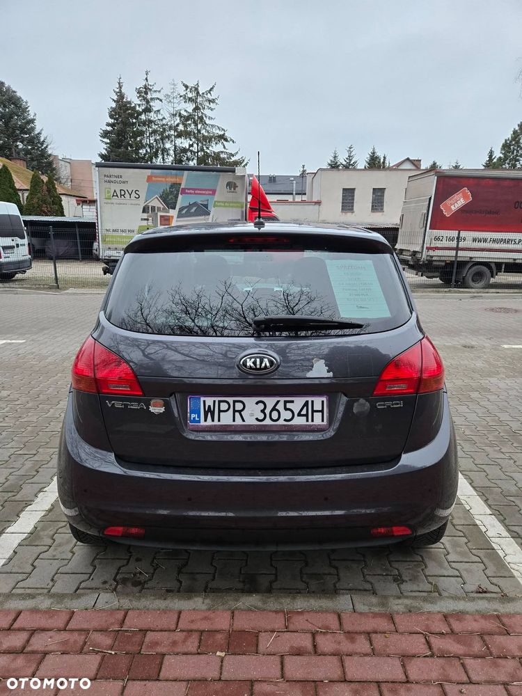 Kia Venga 1.6 CRDi M - 8