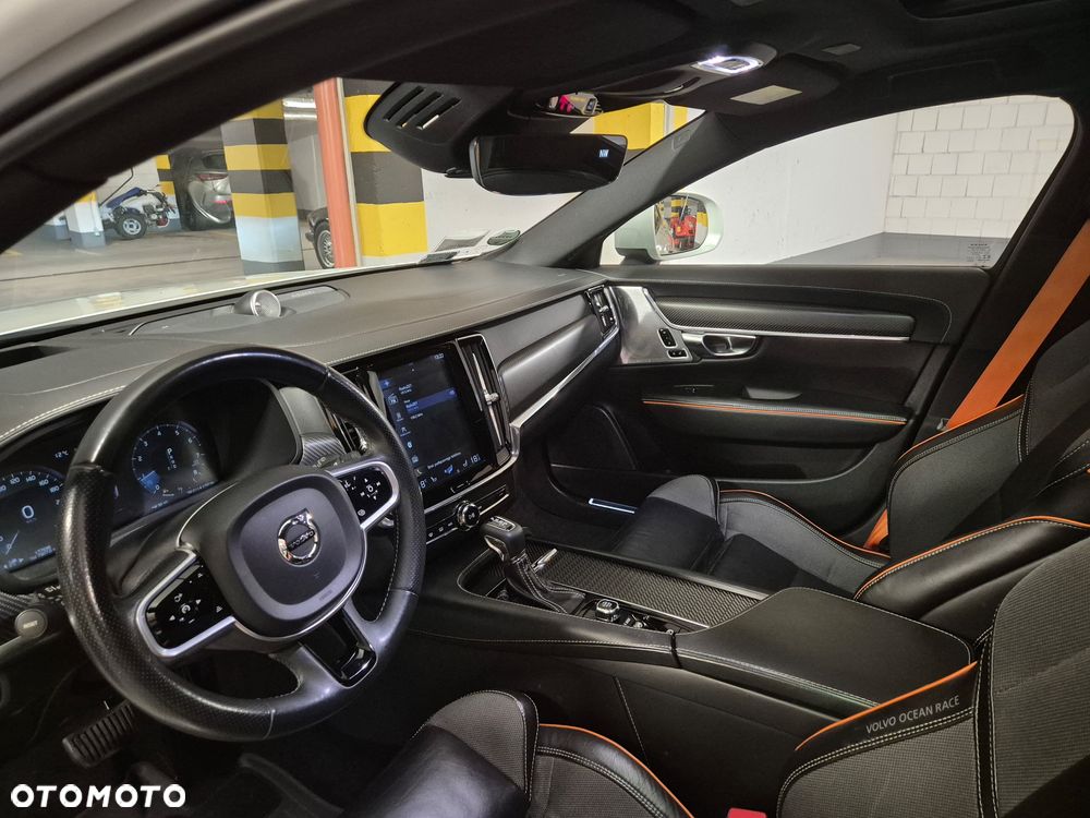 Volvo V90 Cross Country T6 AWD Ocean Race - 12