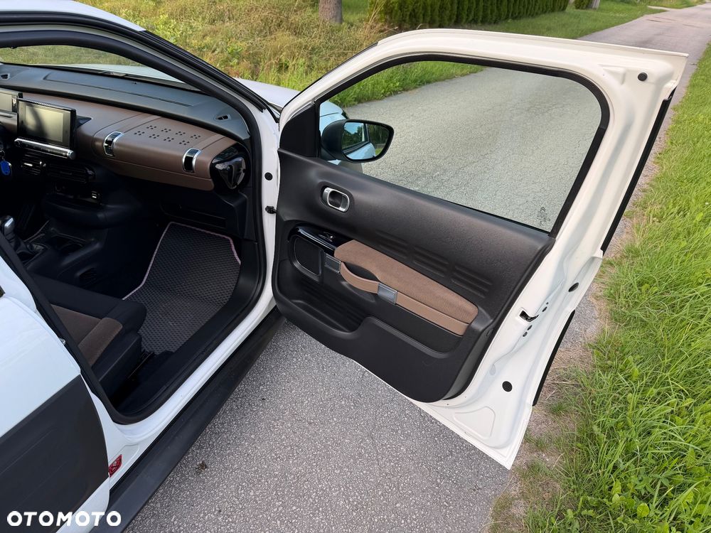 Citroën C4 Cactus 1.2 PureTech Shine - 22