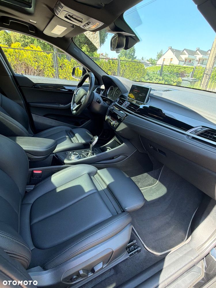 BMW X2 xDrive20i Advantage Plus - 19