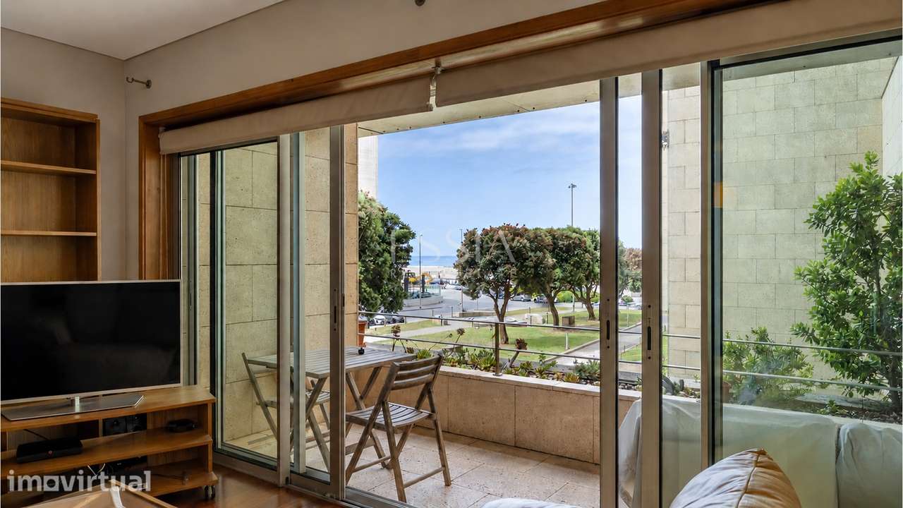 Apartamento T3 com Varanda e Vista Mar em Matosinhos Sul - Grande imagem: 2/44