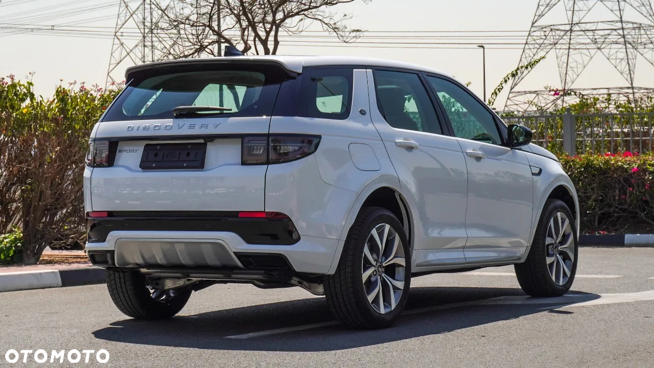 Land Rover Discovery Sport P250 Dynamic HSE - 34
