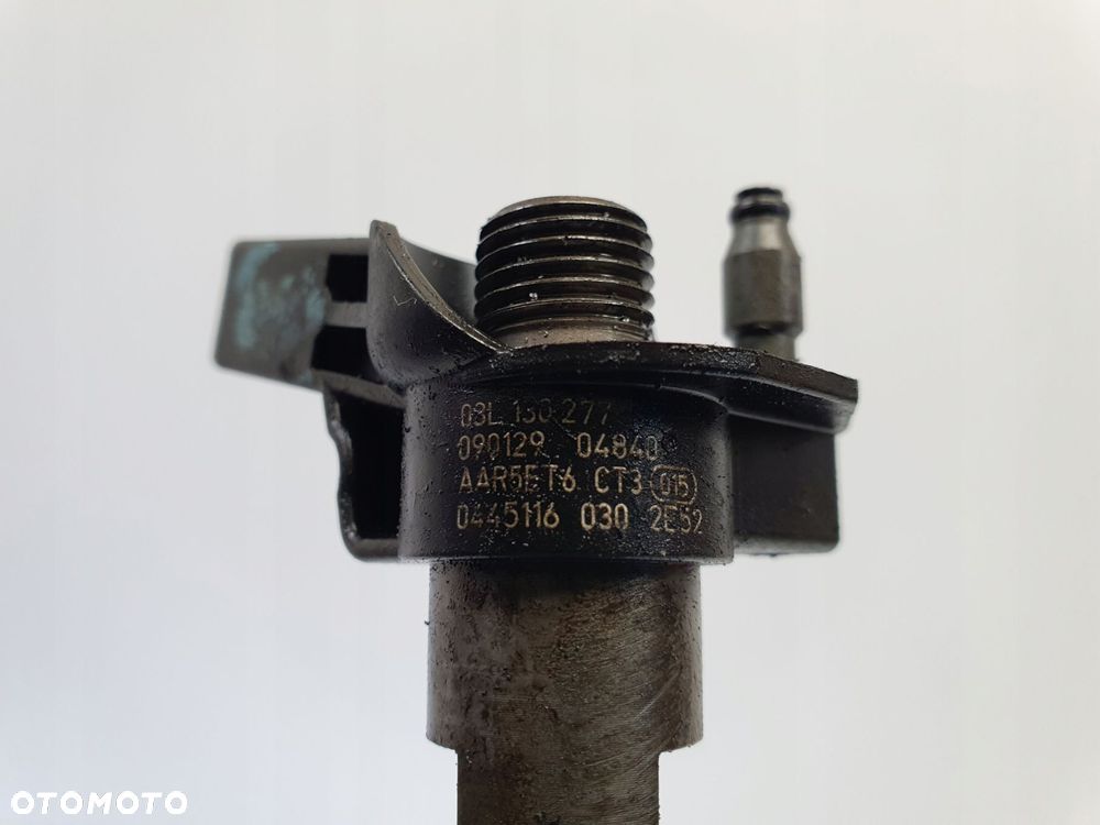 WTRYSKIWACZ Audi A4 B8 2.0 TDI _ wtrysk 03L130277 0445116030 - 2