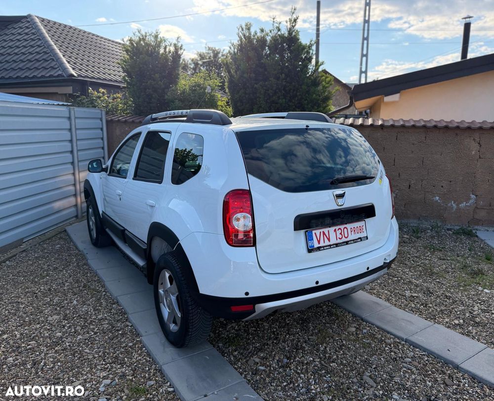 Dacia Duster 1.6 16V 4x4 Prestige - 4