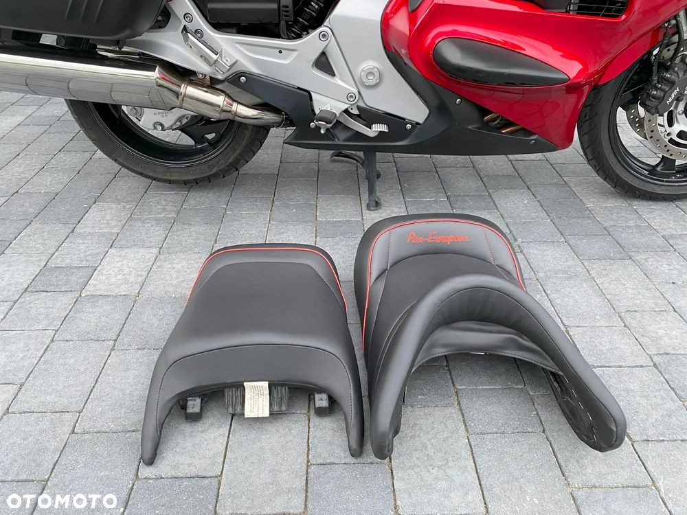 Honda ST - 39
