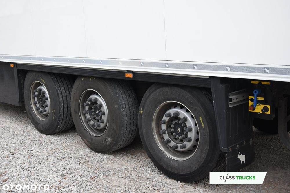 Schmitz Cargobull SKO FP 60 Carrier Vector 1550 - 11