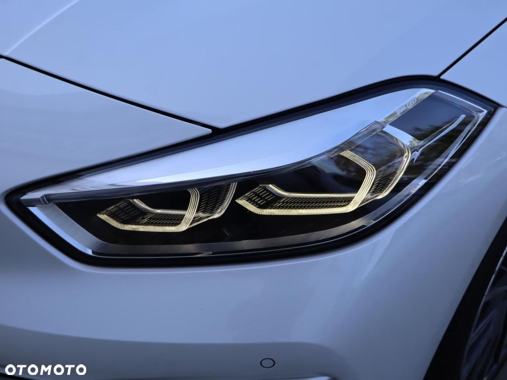 BMW Seria 1 - 22