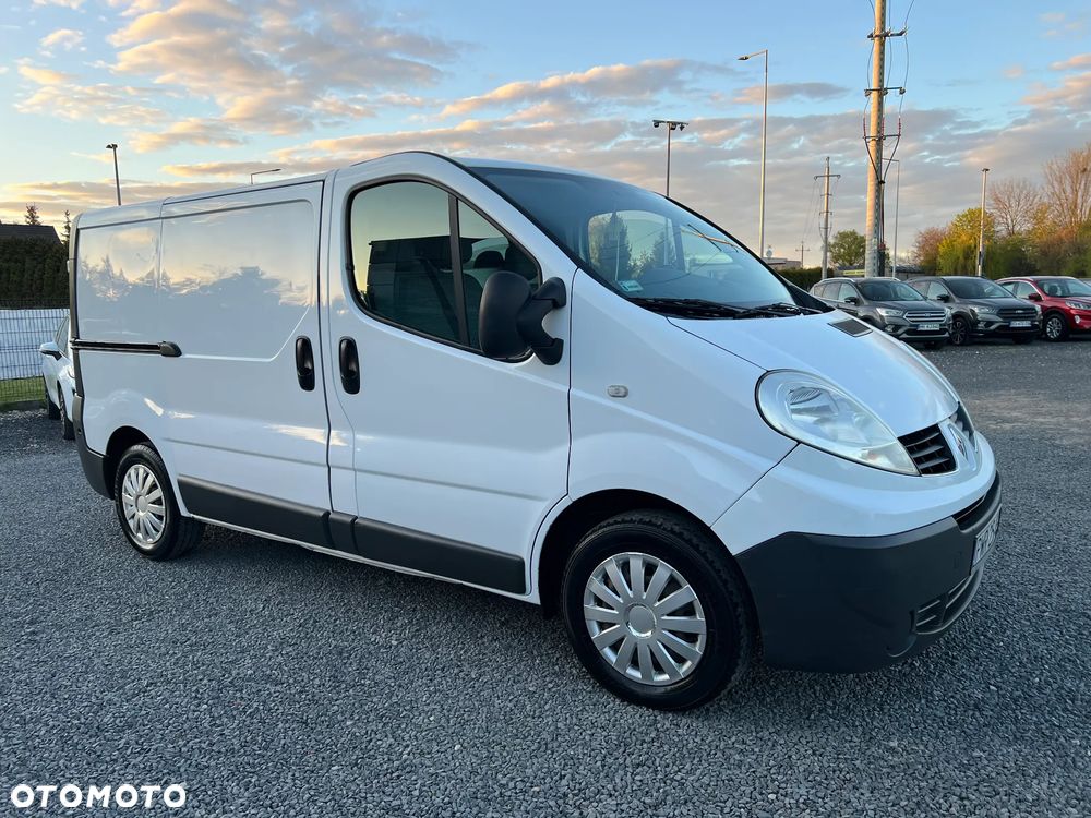 Renault TRAFIC - 11