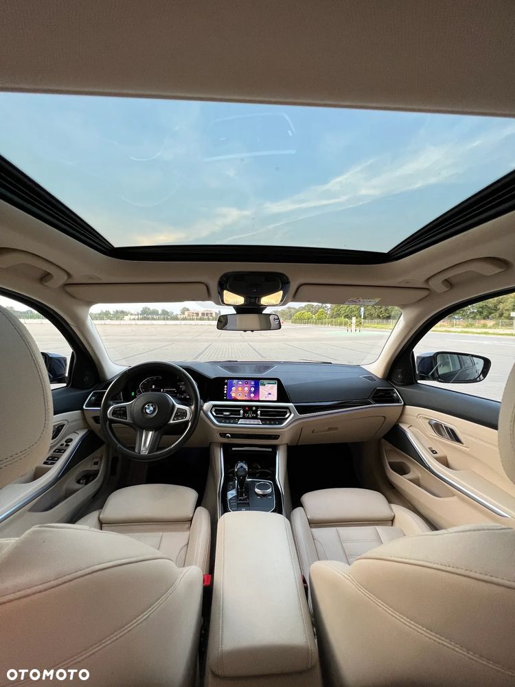 BMW Seria 3 320d Luxury Line sport - 15
