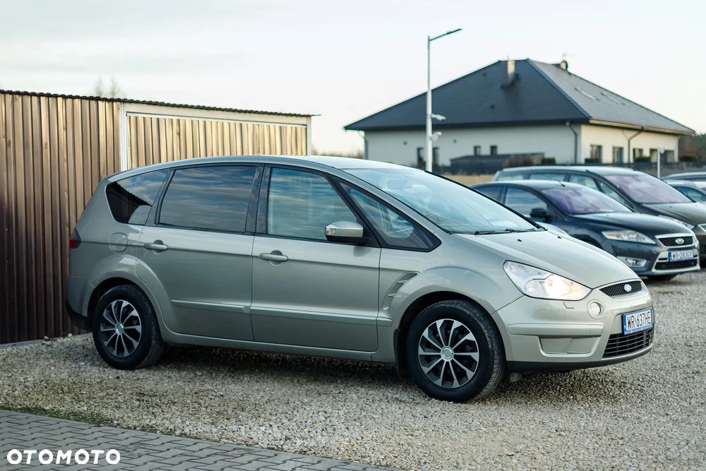 Ford S-Max 2.0 FF Titanium - 12