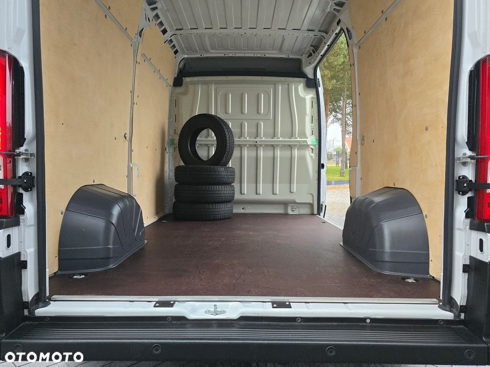 Fiat DUCATO L2H2 SILNIK IVECO 2,3 120KM 22 Tyś km SERWIS ASO FIAT DO OSTATNIEGO Km SALON PL STAN NOWY NOWY NOWY ŁADOWNOŚC 1235Kg KLIMA ELEKTRYKA CZUJNIKI COFANIA TEMPOMAT - 21