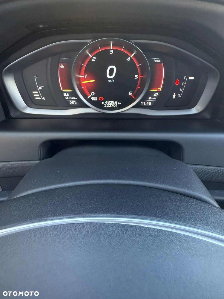 Volvo XC 60 D5 AWD Kinetic - 5