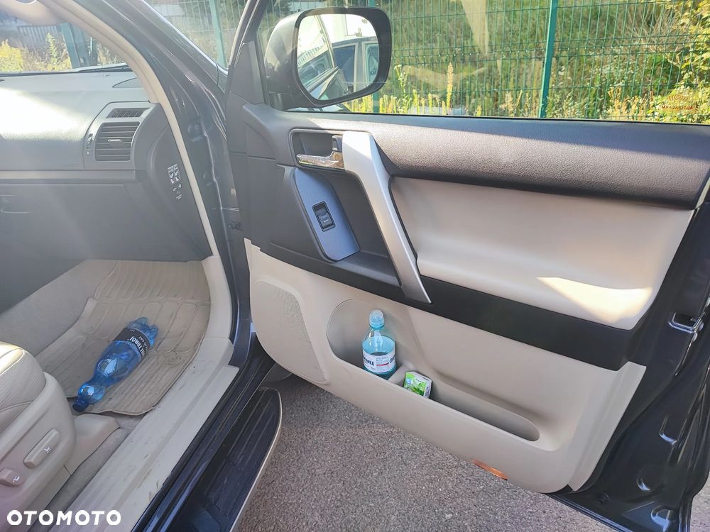 Toyota Land Cruiser LC 3.0 D-4D Prestige - 18