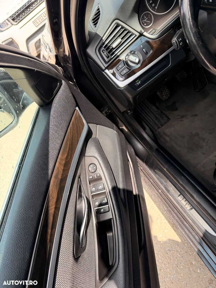 BMW Seria 5 525d - 15