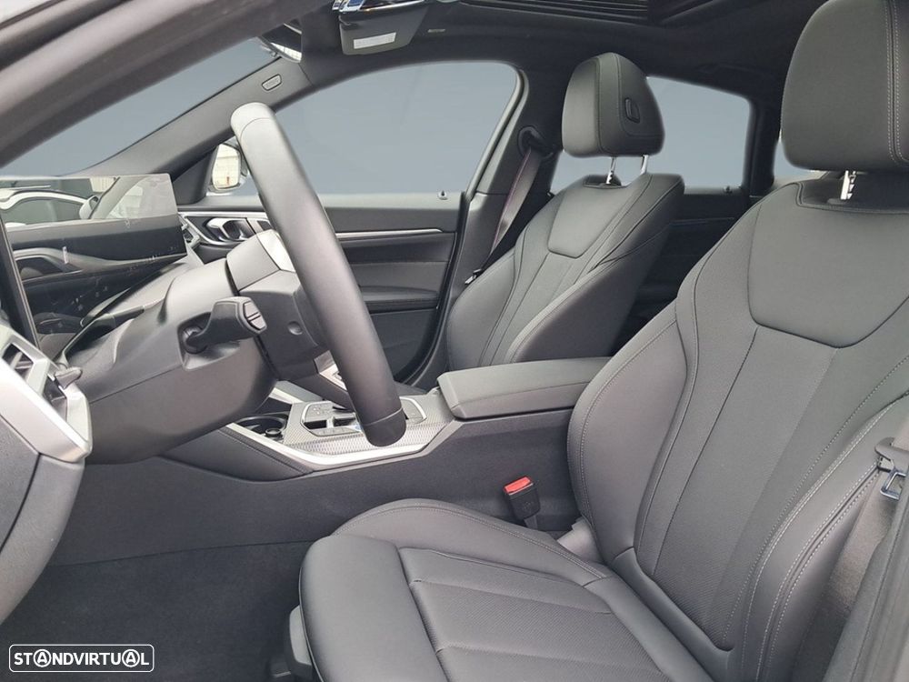 BMW i4 eDrive40 Pack Desportivo M - 11