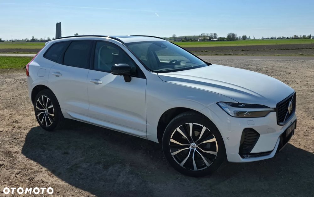 Volvo XC 60 B5 B R-Design - 2