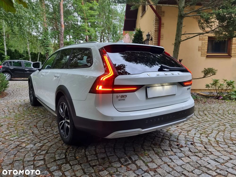 Volvo V90 Cross Country B5 D AWD Pro - 6