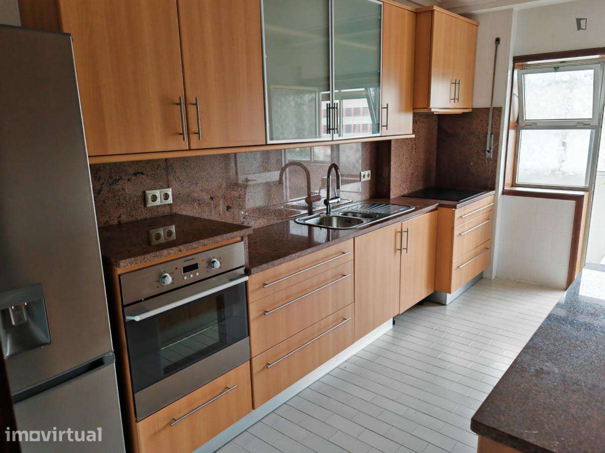 Apartamento com 3 quartos - localizado em Vila nova de gaia - Grande imagem: 4/19