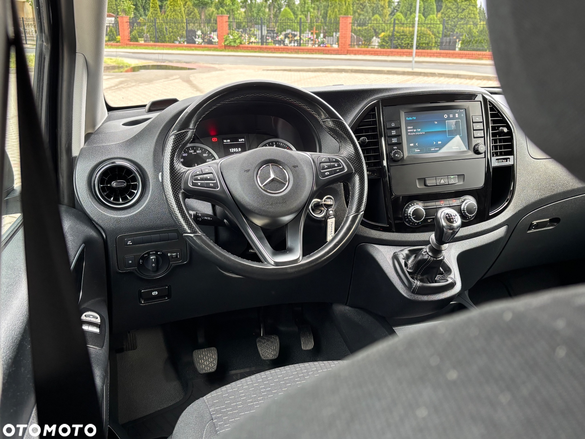 Mercedes-Benz Vito - 24