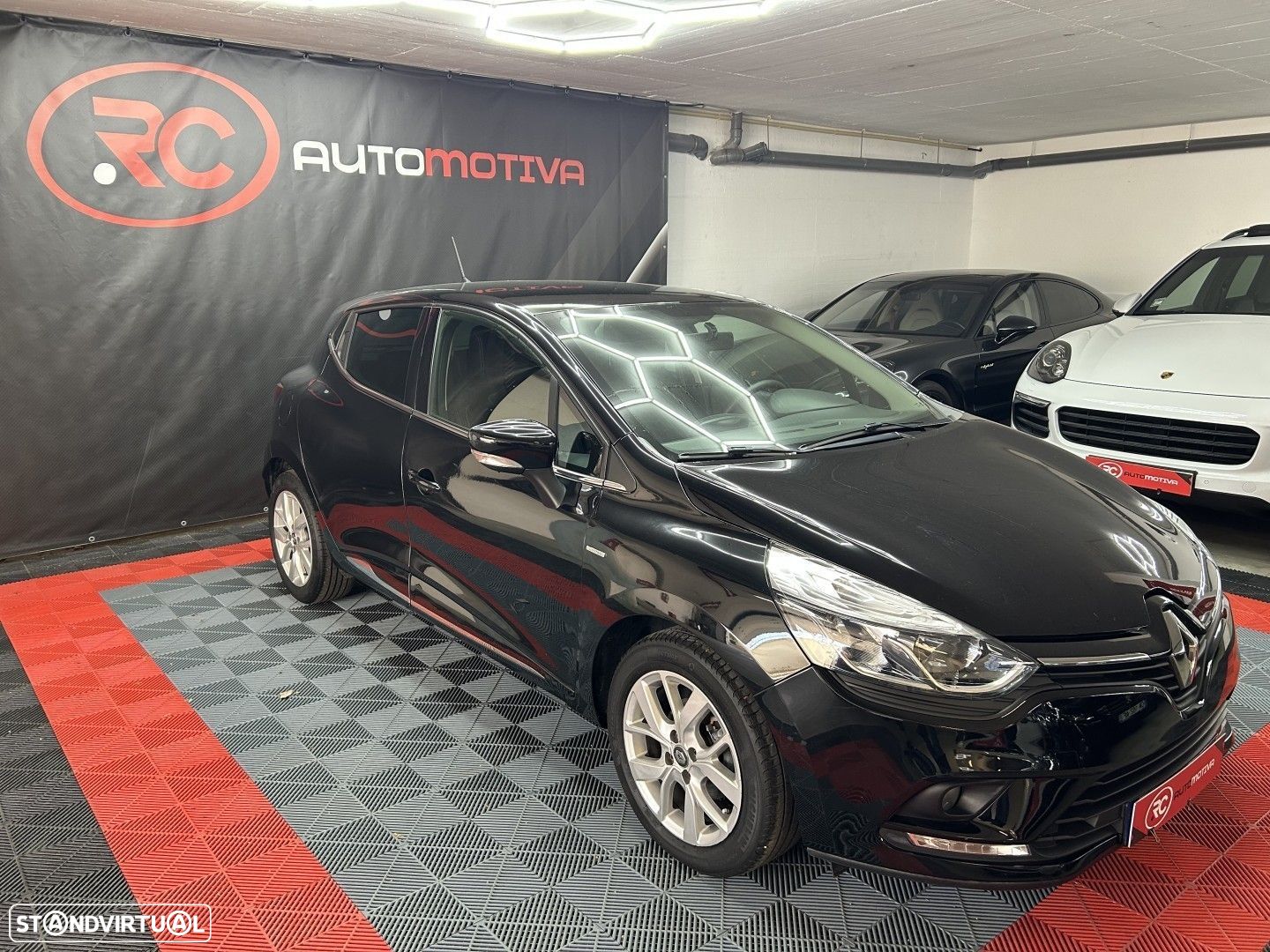 Renault Clio 0.9 TCe Limited Edition - 1