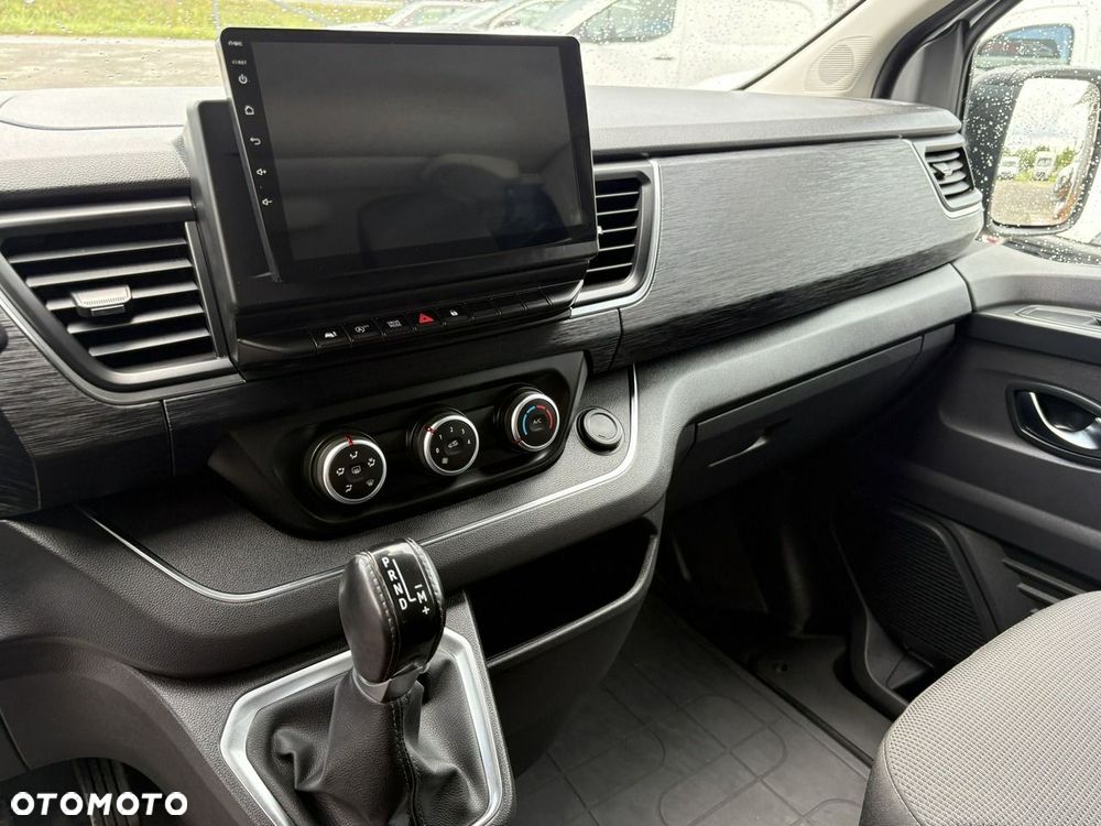 Renault Trafic - 14