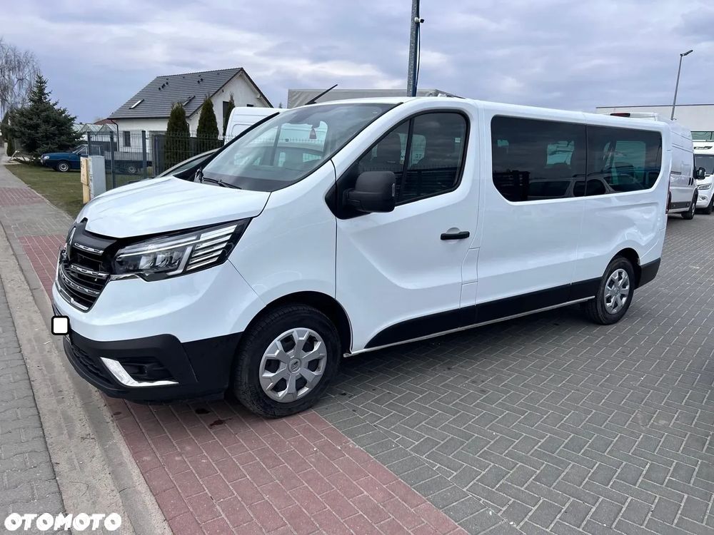 Renault Trafic - 1