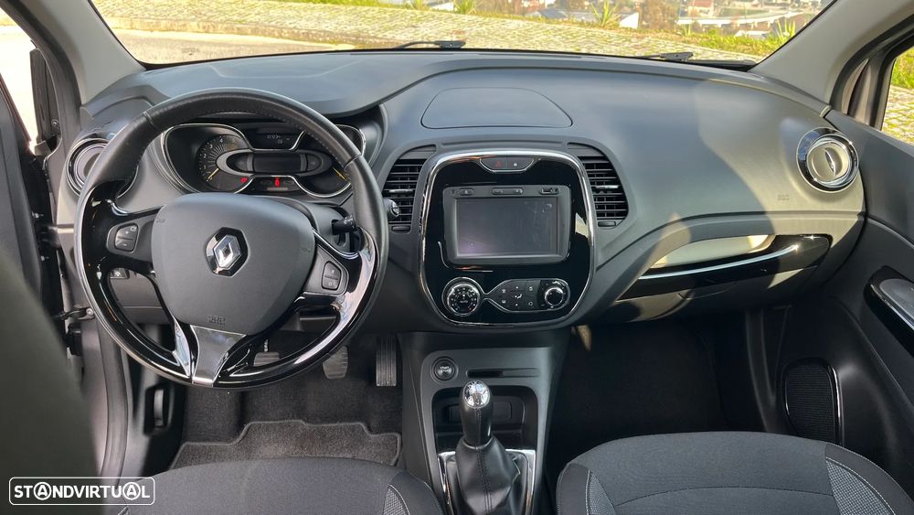 Renault Captur 1.5 dCi Exclusive - 13