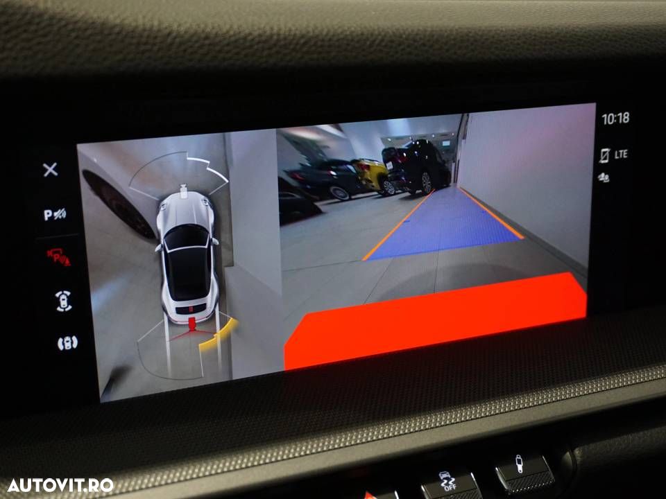 Porsche 911 Carrera Cabriolet PDK - 28