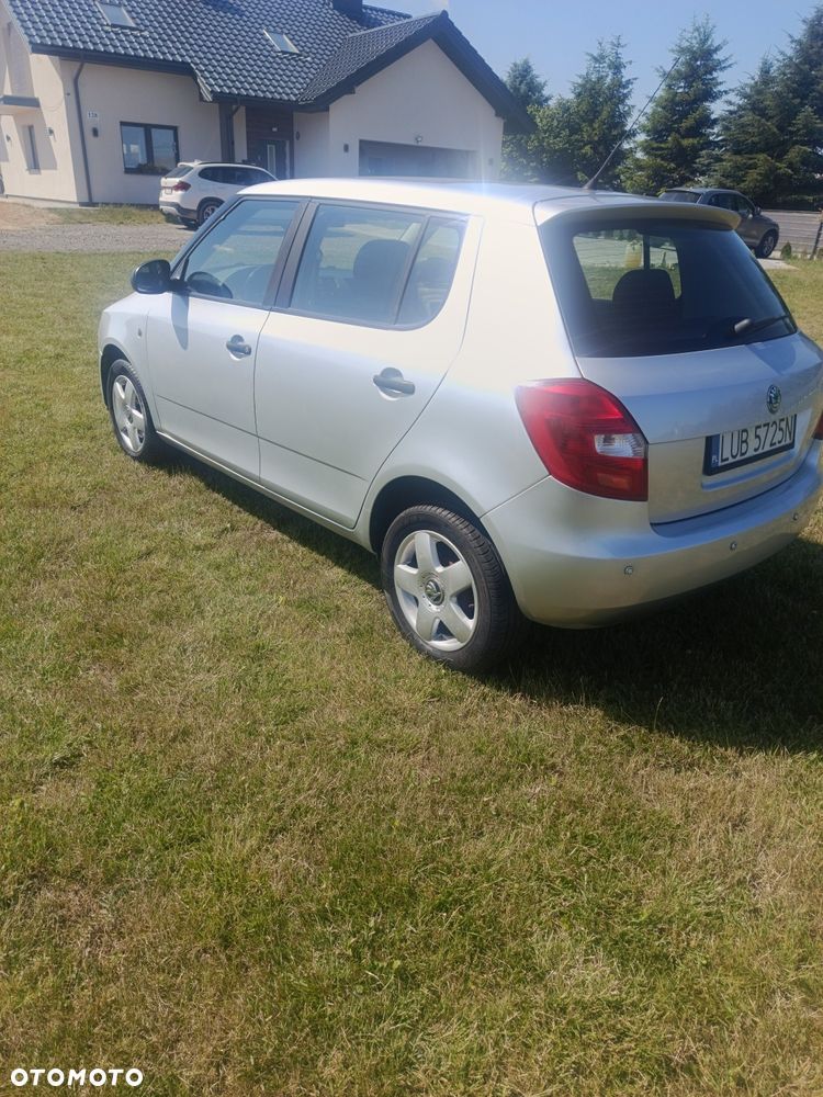 Skoda Fabia - 4