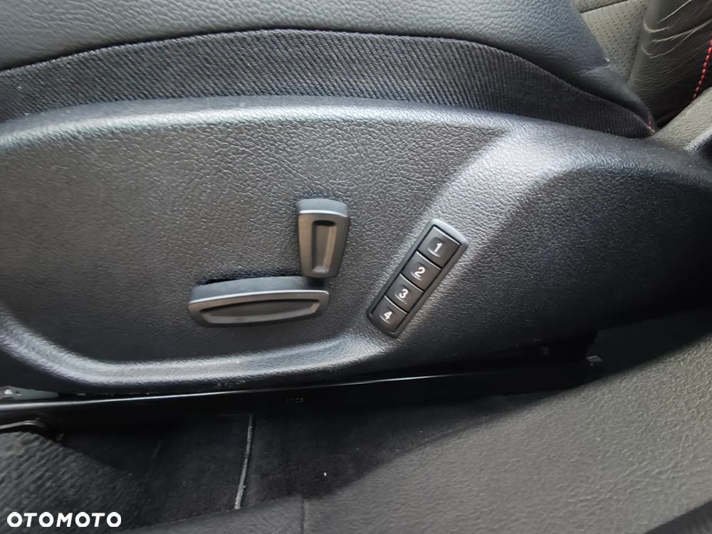 Ford Mondeo 2.2 TDCi Titanium S - 19