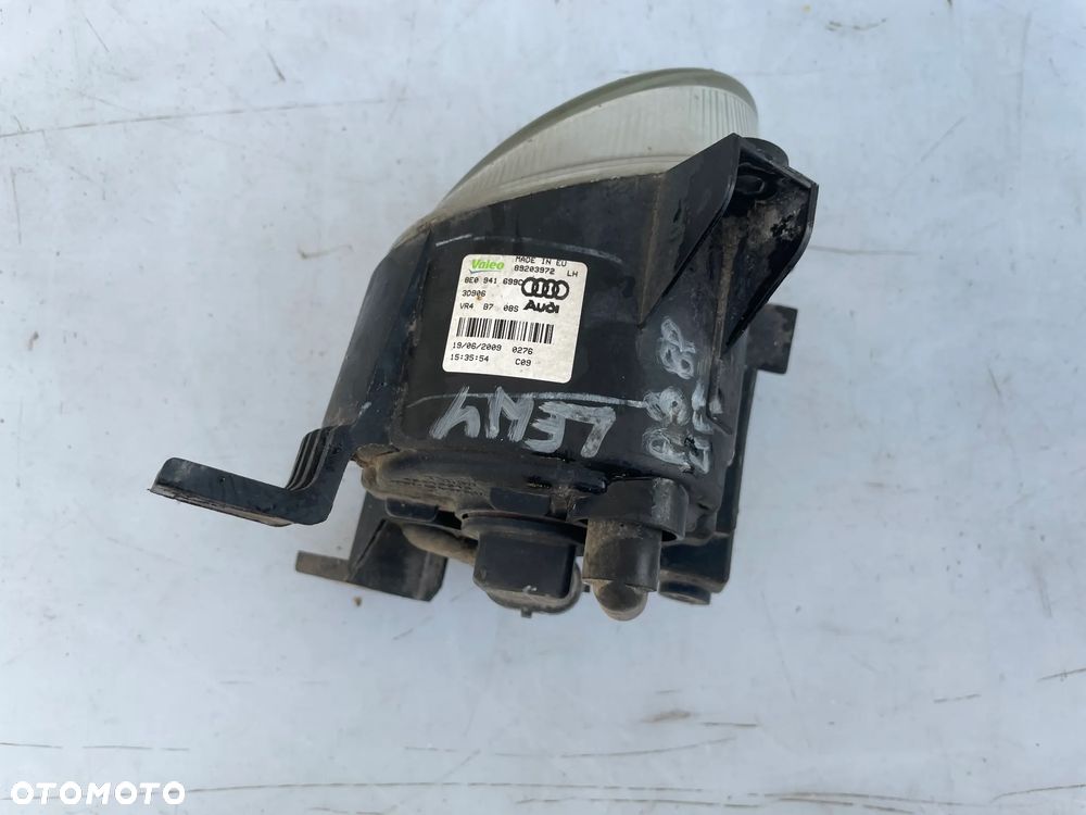HALOGEN LEWY AUDI A3 8P LIFT 8E0941699D - 4