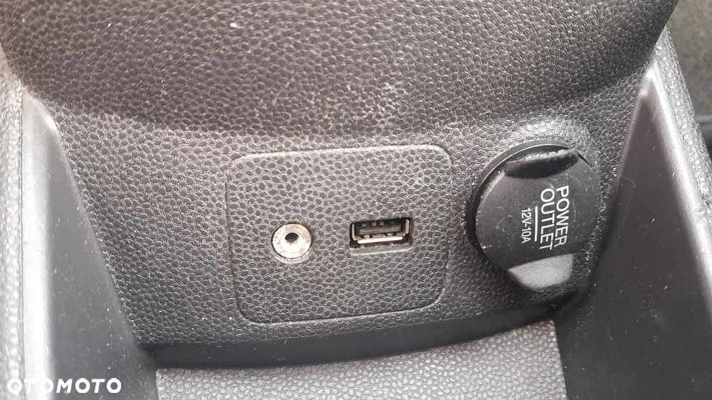 Ford Fiesta 1.0 Ambiente - 11