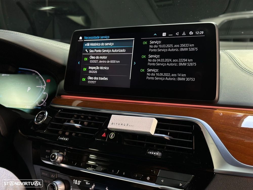 BMW 530 e Pack M - 32