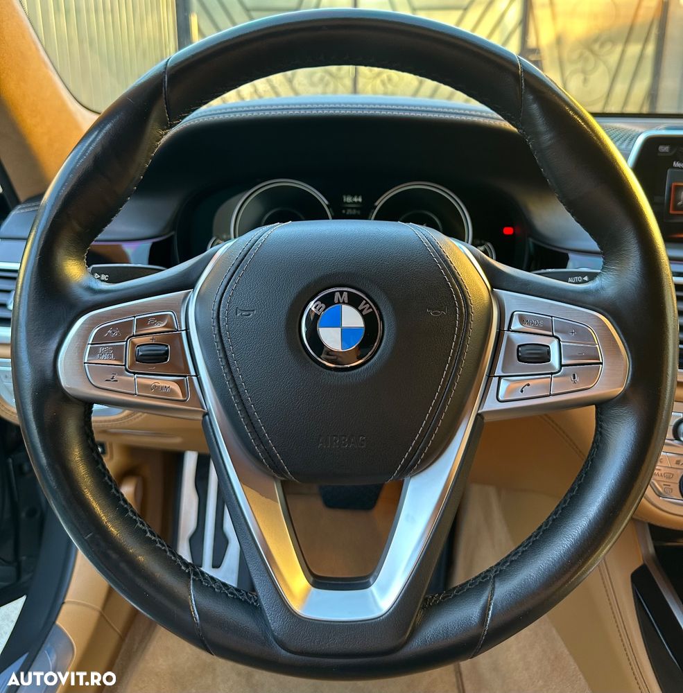 BMW Seria 7 - 10