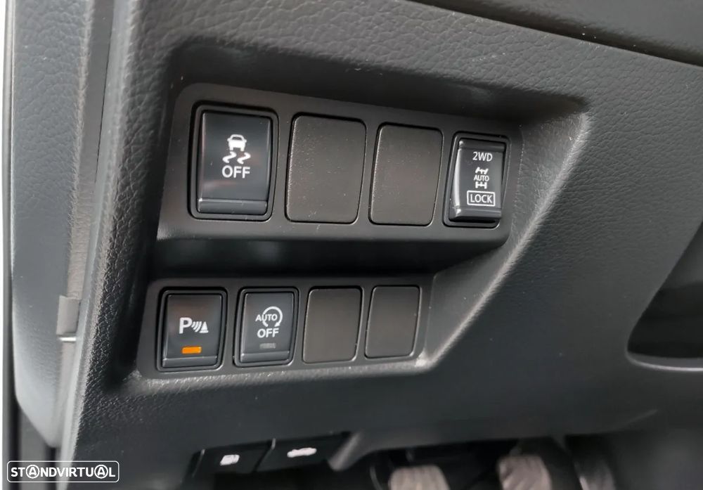 Nissan Qashqai 1.6 dCi ALL-MODE 4x4i TEKNA - 13