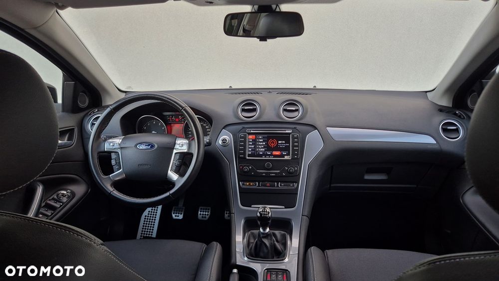 Ford Mondeo SW 1.6 T Titanium - 9