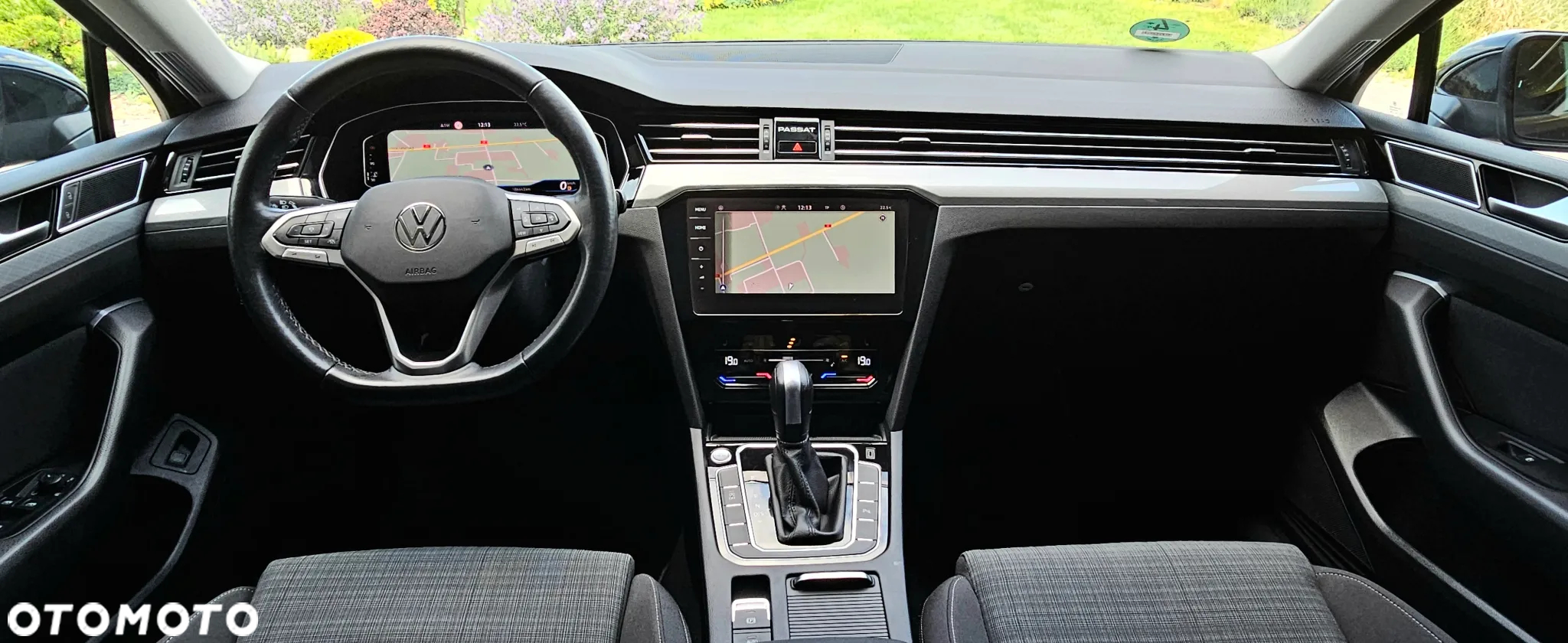 Volkswagen Passat Variant 2.0 TDI SCR DSG Business - 12