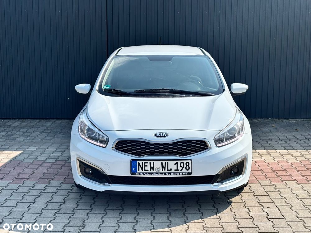 Kia Ceed 1.4 CVVT ISG Dream Team Edition - 5