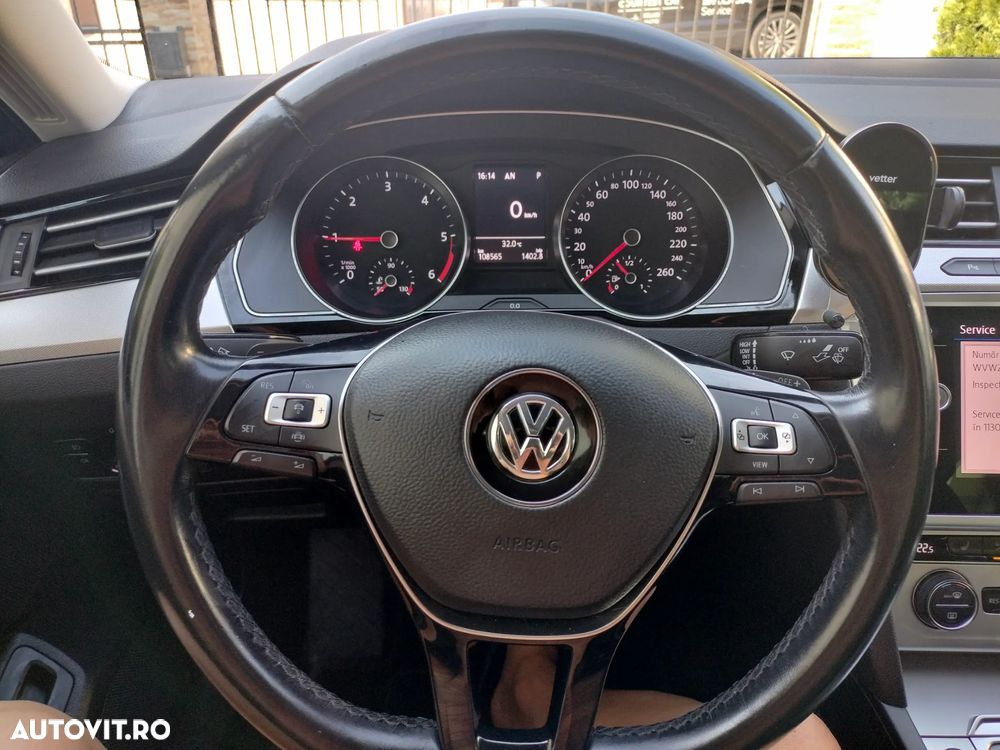 Volkswagen Passat 2.0 TDI DSG 4Motion R Executive - 9