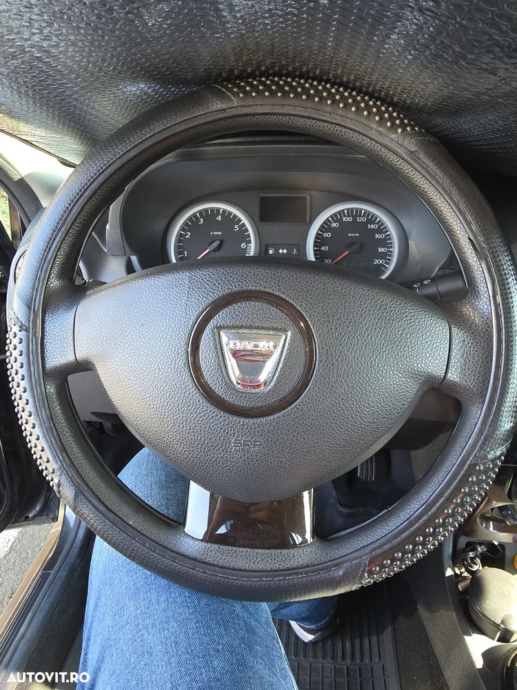Dacia Duster 1.6 4x2 Ambiance - 1