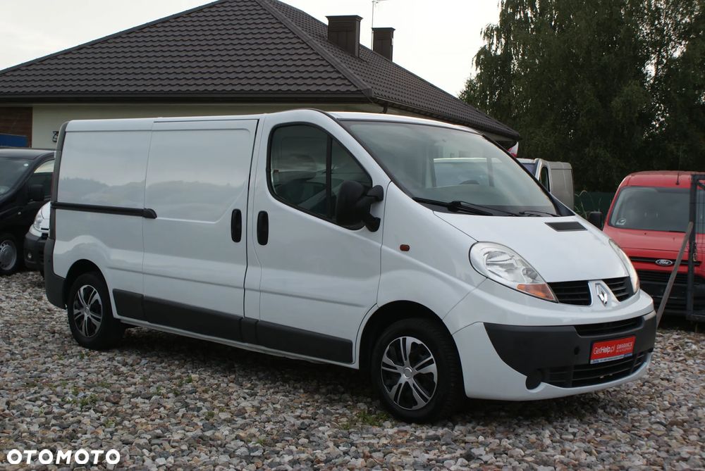 Renault Trafic - 12